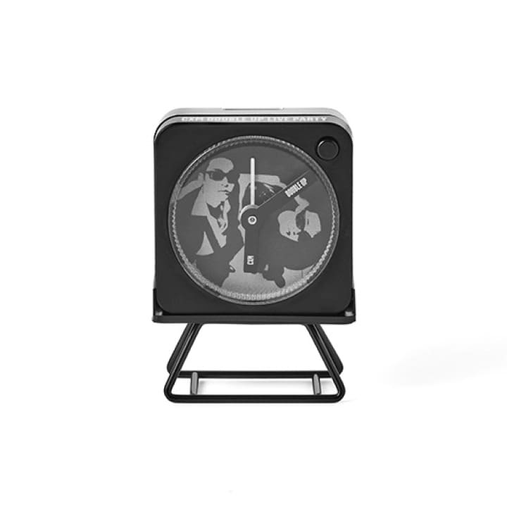 SEVENTEEN - CXM DOUBLE UP OFFICIAL MERCH TABLE CLOCK
