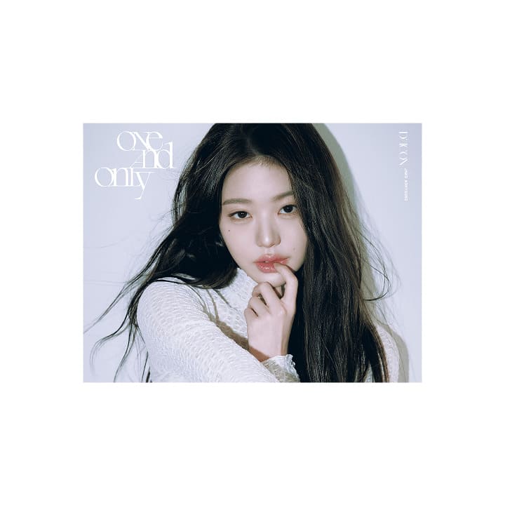 IVE - DICON VOLUME N°31 JANG WONYOUNG (A TYPE)