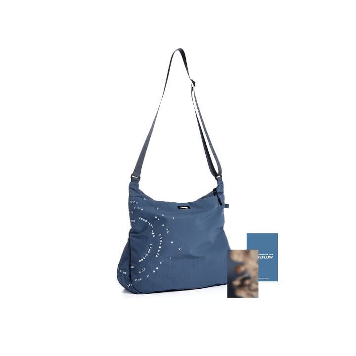 LE SSERAFIM - WORLD TOUR PUREFLOW OFFICIAL MERCH CROSS BAG