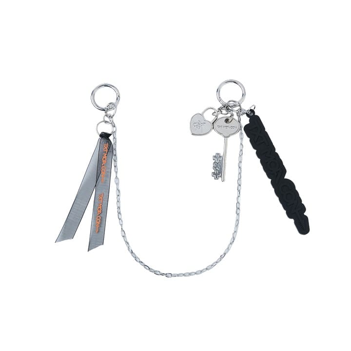 TXT - MOA CON JAPAN OFFICIAL MERCH CHAIN KEYRING