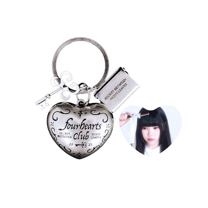 HEARTS2HEARTS - FOUR HEARTS CLUB OFFICIAL MERCH HEART PENDANT KEY RING SET
