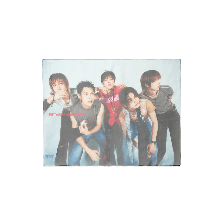 [2ND PRE-ORDER] CORTIS - WORLD TOUR PUT YOUR PHONE DOWN OFFICIAL MERCH PHOTO SCARF