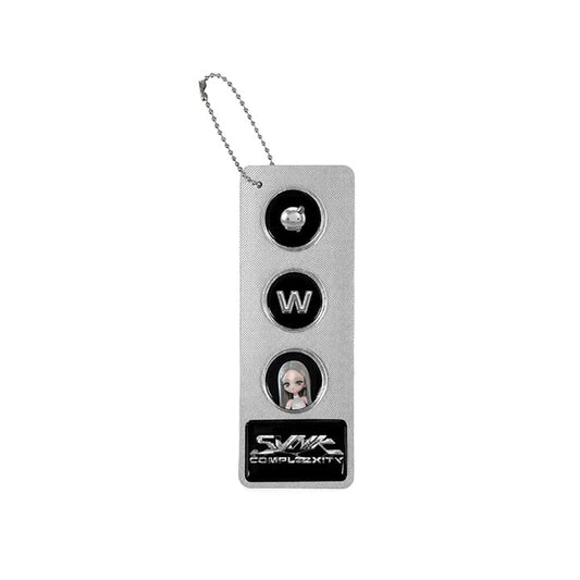 AESPA - WORLD TOUR SYNK : COMPLæXITY OFFICIAL MERCH PIN BUTTON SET