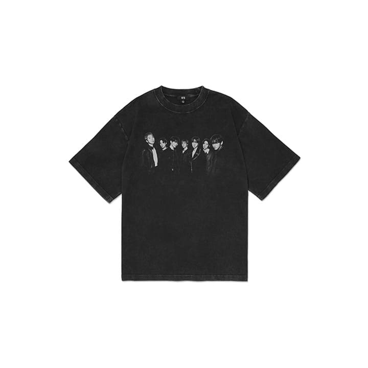 BTS - WORLD TOUR ARIRANG OFFICIAL MERCH S/S PHOTO T-SHIRT (BLACK)