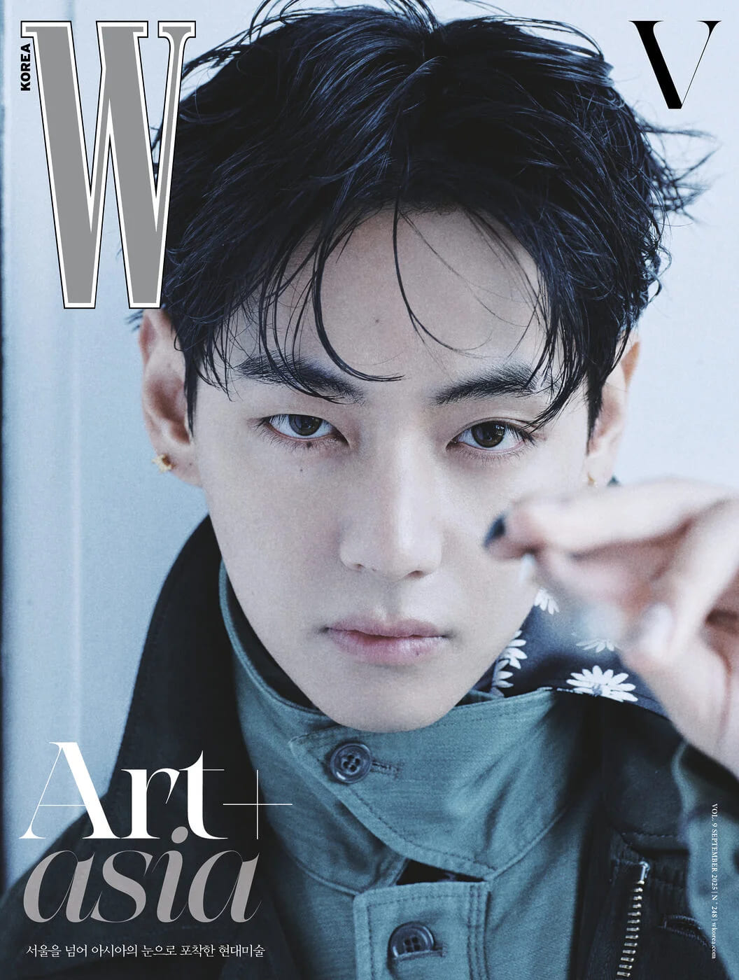 BTS V W Korea Magazine 2025 September Issue Set (A Cover)