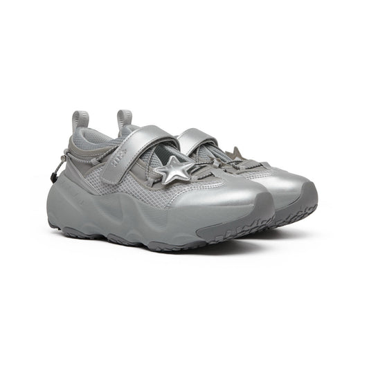ILLIT - ILLIT X ROCKFISH WEATHERWEAR OFFICIAL MERCH BRYN VELCRO SNEAKERS V2 (SILVER)
