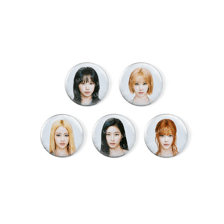 LE SSERAFIM - WORLD TOUR PUREFLOW OFFICIAL MERCH LUCKY DRAW (PHOTO CAN BADGE)