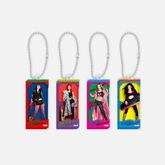 aespa WEEK #RichMan Official MD RANDOM MINIATURE KEYRING
(KARINA / GISELLE / WINTER / NINGNING VER.)